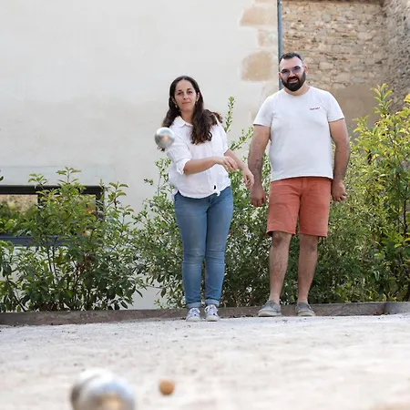 6 Pers Salle De Jeux & Petanque *