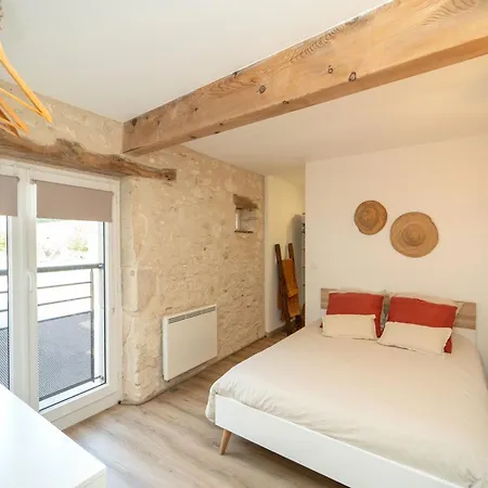 6 Pers Salle De Jeux & Petanque 別荘