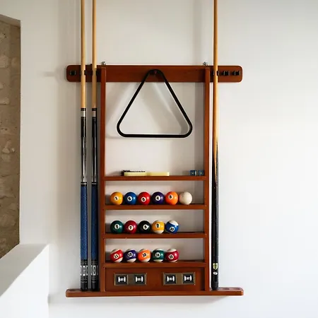 6 Pers Salle De Jeux & Petanque 別荘