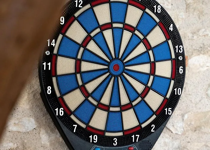 6 Pers Salle De Jeux & Petanque *