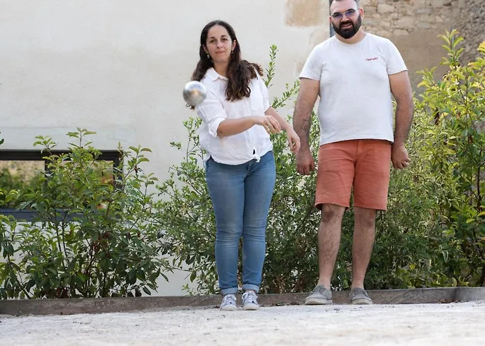 6 Pers Salle De Jeux & Petanque *