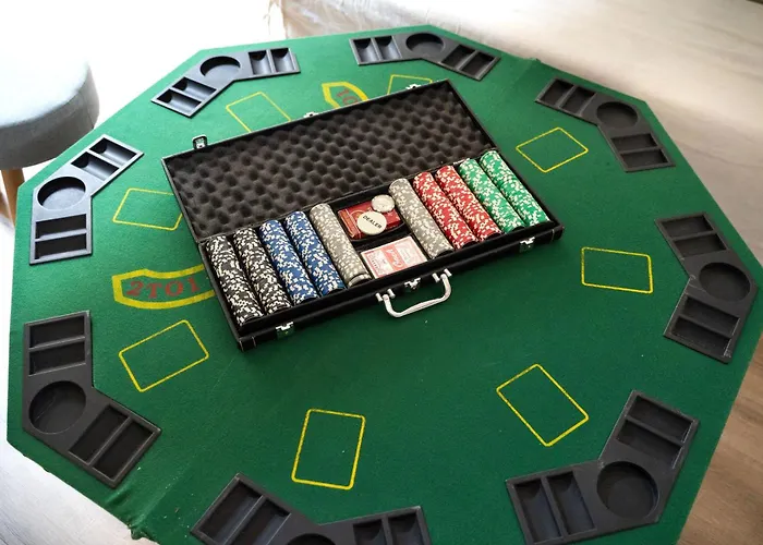 6 Pers Salle De Jeux & Petanque Ferienhaus Cuq (Tarn)