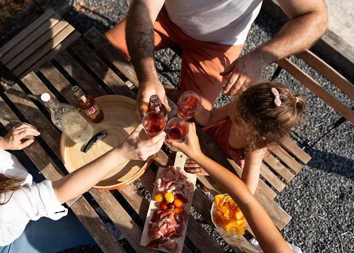 6 Pers Salle De Jeux & Petanque Cuq (Tarn)